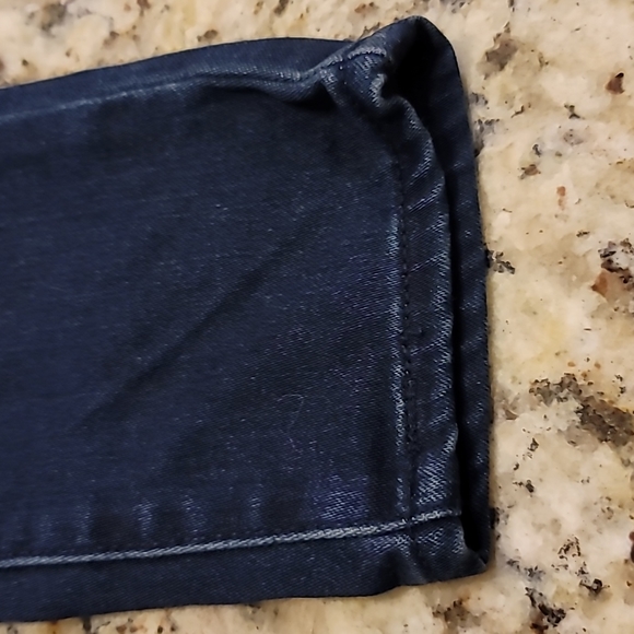 Women's Levi's Pull on Shaping Jeans Leggings - Picture 4 of 8